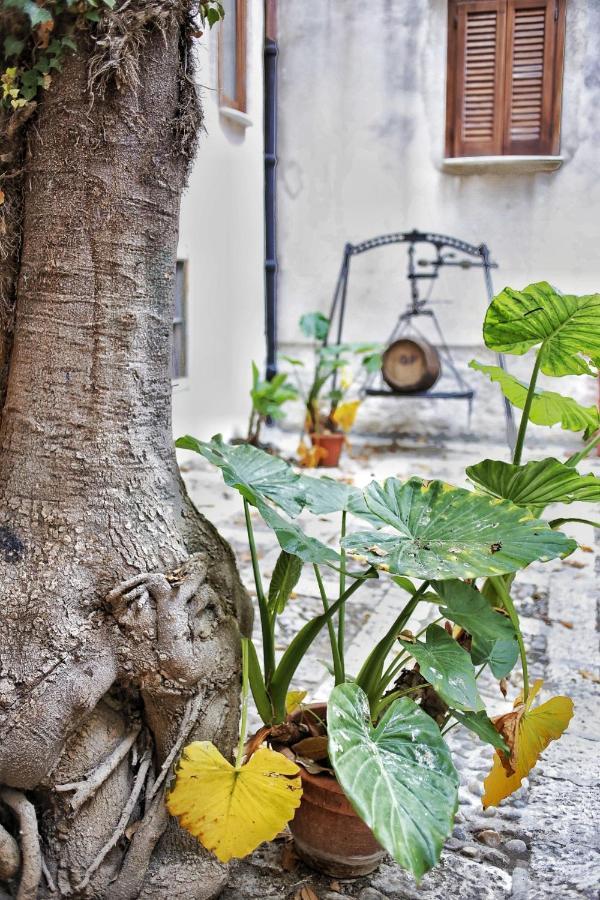 B&B Garibaldi Alcamo Ngoại thất bức ảnh